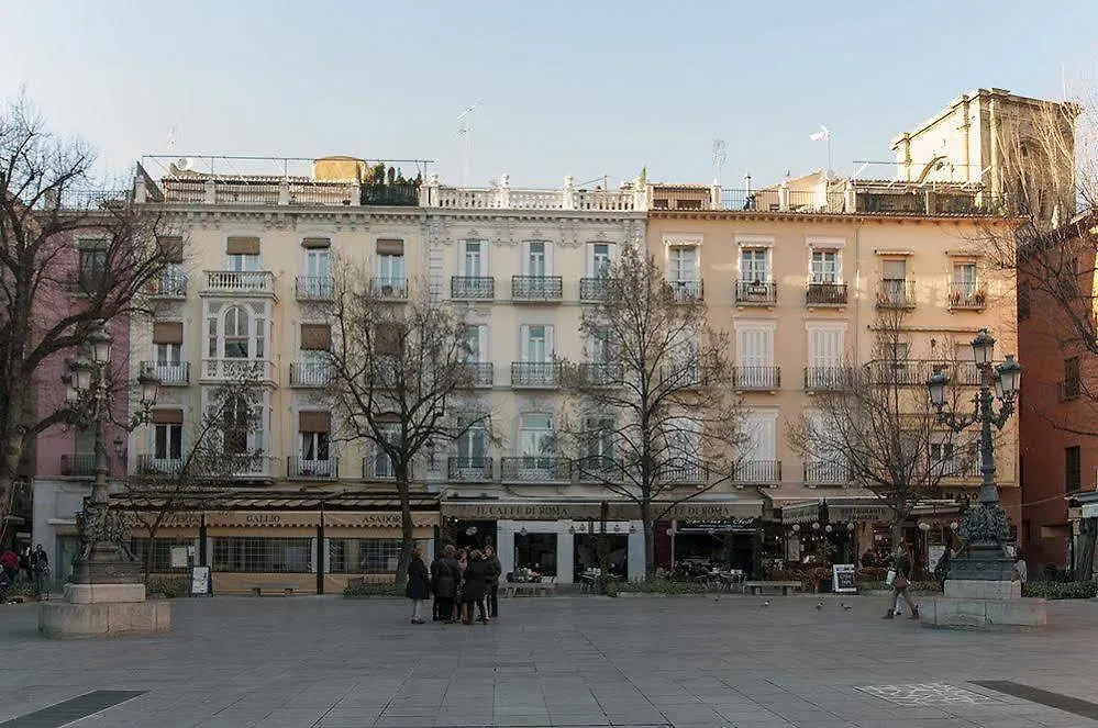 Casa Palacio Lopez Daza Granada Apartment